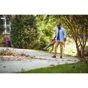 Souffleur Husqvarna 230IB Pack Accu 4AH + Chargeur C80